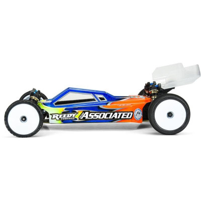 Pro-Line karosérie Light s křídlem (AE B6.4)