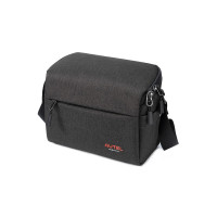 Az EVO Nano sorozatú válltáska, amely helyet biztosít a drón, a tartozékok, a tartalék akkumulátorok és a töltőeszközök számára.