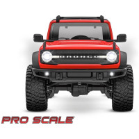 Traxxas ProScale LED világítás komplett a TRX-4M 1:18 Ford Bronco 2021 RC modellautóhoz. A készlet beszerelésével valósághű funkciókat kap, mint az igazi autón (fényszórók, hátsó lámpák, működő fék- és tolatólámpák, figyelmeztető fények). 