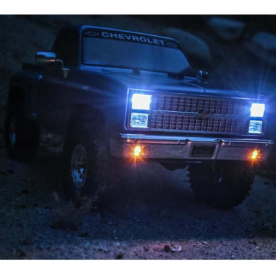 Axial SCX10 III Base Camp Chevrolet K10 1982 RTR