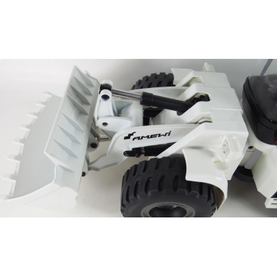 Amewi 22416 GA484E AE Biely 1:14 elektrický RC funkčný model RTR