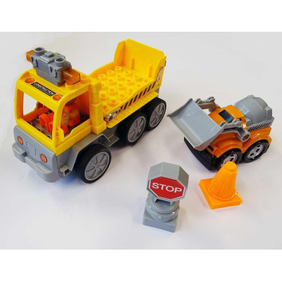 Autíčko REVELL 23003 JUNIOR - Tow Loader with excavator - 40 MHz