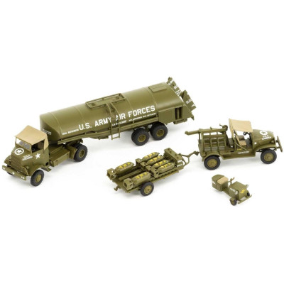 Classic Kit diorama A06304 - USAAF 8TH Airforce Bomber Resupply Set (1:72)