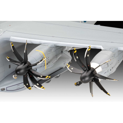 Plastic ModelKit letadlo 03822 - Airbus A400M Atlas „RAF“ (1:72)