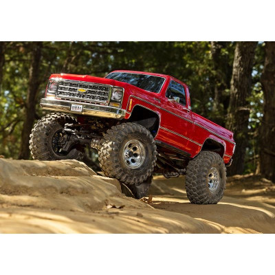 Traxxas TRX-4 Chevrolet K10 1979 TQi 1:10 RTR stříbrný