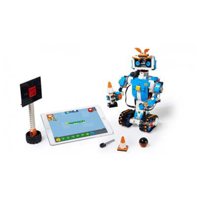 LEGO® BOOST 17101 Creative Toolbox