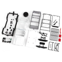 Traxxas Land Rover Defender karosszéria, festetlen fehér, komplett (összeszereletlen), TRX-4M RC autó modellhez. Szponzorálatlan, 1:18 méretarányú karosszéria ABS-ből, beleértve az átlátszó ablakokat, a pótkerék dummyját, a kannákat, a heverőt, a sárvédők szegélyeit, az oldalsó tükröket és egyéb részleteket.