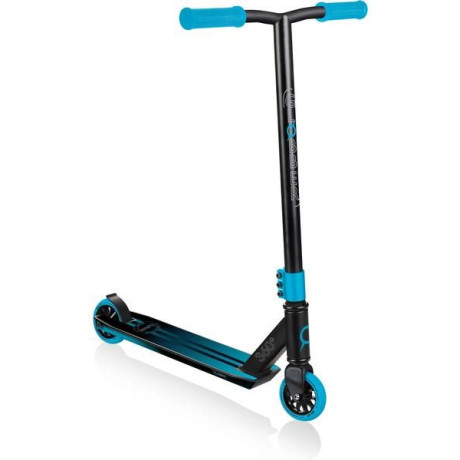 Globber - Koloběžka Freestyle Stunt GS 360 černá / modrá
