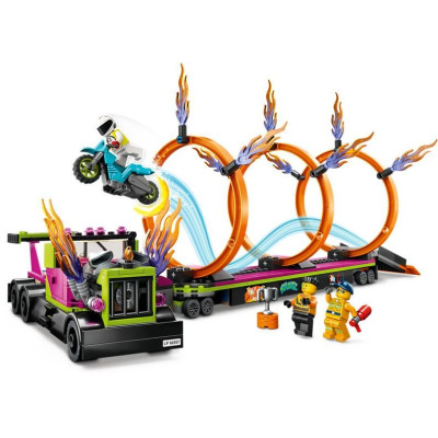 LEGO City - Tahač s ohnivými kruhy