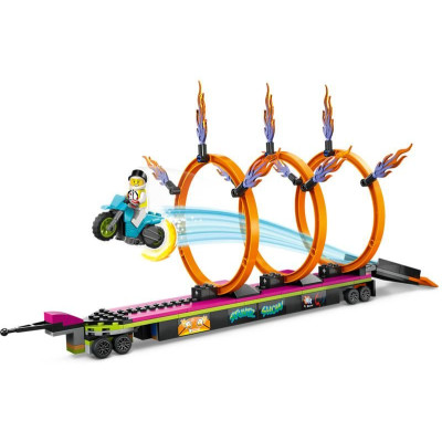 LEGO City - Tahač s ohnivými kruhy