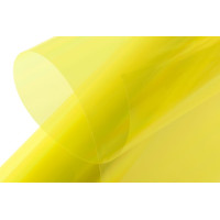 Áttetsző poliészter vasalható fólia repülőmodellek bevonására, 200x64 cm tekercs. Ellenáll a modellező üzemanyagoknak, üzemi hőmérséklet-tartomány 95-180°C között.