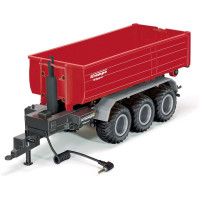 A háromtengelyes pótkocsi opcionális tartozék a Siku Control modellekhez. Az utánfutó levehető hajótesttel rendelkezik, elektromos kampóemelővel és LED-es hátsó lámpákkal, beleértve az irányjelzőket is - a funkciókat a modellen keresztül távolról vezérelheti. Az utánfutó emellett nyitható fejtámlával és kihúzható állólábbal is rendelkezik. Minőségi kivitelezés fémből és műanyagból.