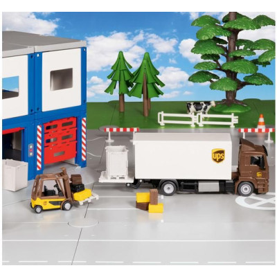 SIKU Super - MAN UPS se zvedací zadní plošinou 1:50