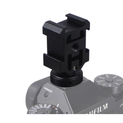 Triple Cold Shoe Adapter with 1/4inch Screw