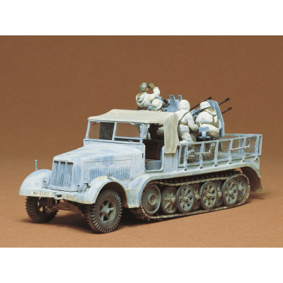 Tamiya German 8ton Semitrack w/20mm Flakvierling Sd.Kfz. 7/1 1/35