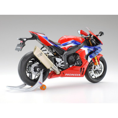 Tamiya 1:12 Honda CBR 1000-RR-R Fireblade SP