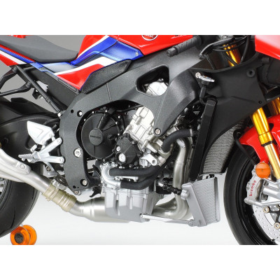 Tamiya 1:12 Honda CBR 1000-RR-R Fireblade SP