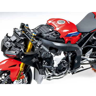 Tamiya 1:12 Honda CBR 1000-RR-R Fireblade SP