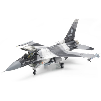 Tamiya 1:48 Lockheed Martin F-16C/N Aggressor