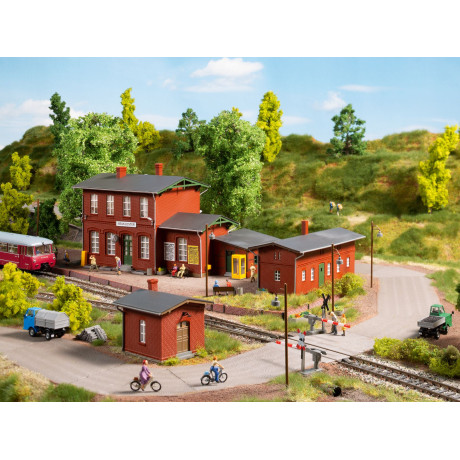 Auhagen Súprava vlakovej stanice Neukloster - stavebnica H0