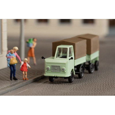 Auhagen Multicar M22 s prívesom - stavebnica TT