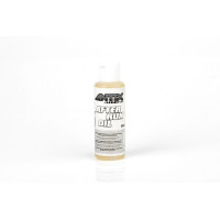 Az ANTIX by LRP After-Run Oil megakadályozza a motor belső alkatrészeinek oxidációját, amelyet a motorban lévő elkerülhetetlen üzemanyag- és kipufogógáz-maradványok okoznak az indítás után, ami csökkent teljesítményt és a motor élettartamának lerövidülését eredményezi.Használat: a belsőégésű motor vezetése/használata után csepegtesse az ANTIX by LRP After Run Oil-t a motor égéstermébe, és kézzel forgassa el a forgattyús tengelyt néhány fordulatot, hogy az After Run Oil szétterüljön a motorban, és megakadályozza a káros oxidációt a motorban.