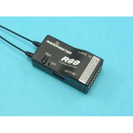 Prijímač Radiomaster R88
