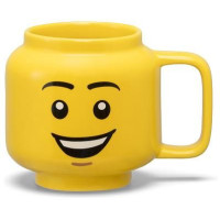 Hosszabbítsd meg a LEGO-kalandot, és élvezd kedvenc italaidat ebből a vidám és játékos kerámia bögréből. Egyedi tervezésű bögre az ikonikus LEGO minifigura fejének formájával. Kapacitás: 255 ml. Méretek: 11,1 x 8,4 x 8 cm.