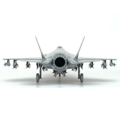 TAMIYA 1/48 F-35A Lightning II