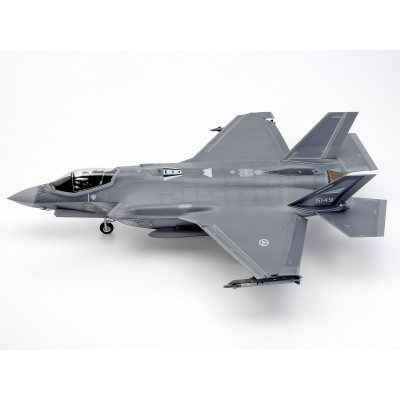 TAMIYA 1/48 F-35A Lightning II