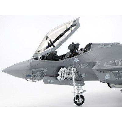 TAMIYA 1/48 F-35A Lightning II