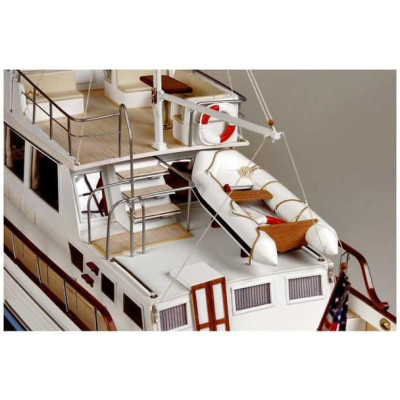 AMATI Grand Banks motorová jachta 1967 1:20 kit