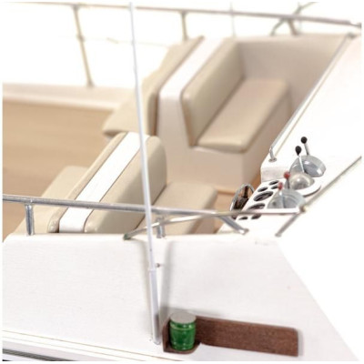 AMATI Grand Banks motorová jachta 1967 1:20 kit