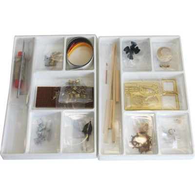 AMATI Grand Banks motorová jachta 1967 1:20 kit