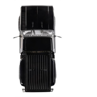 Axial SCX10 III Base Camp 1:10 4WD Chevy K10 1982 RTR černý