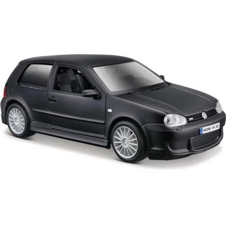 Maisto Volkswagen Golf R32 1:24 černá matná