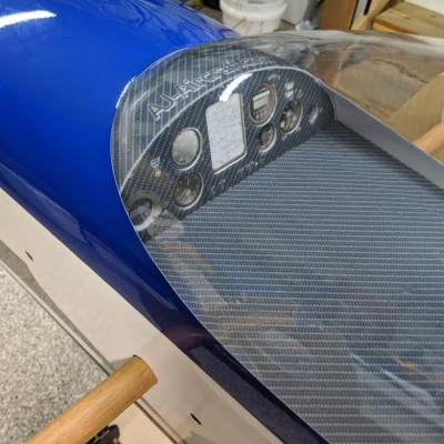 103" Laser Z200 ARF - modrá 2,61m