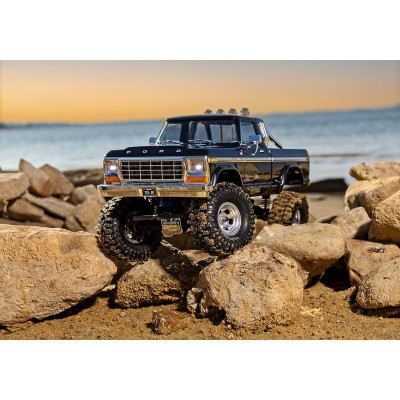 Traxxas TRX4-M Ford F-150 1979 1:18 RTR černý
