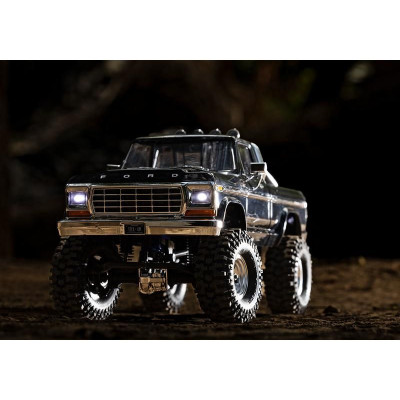 Traxxas TRX4-M Ford F-150 1979 1:18 RTR modrý