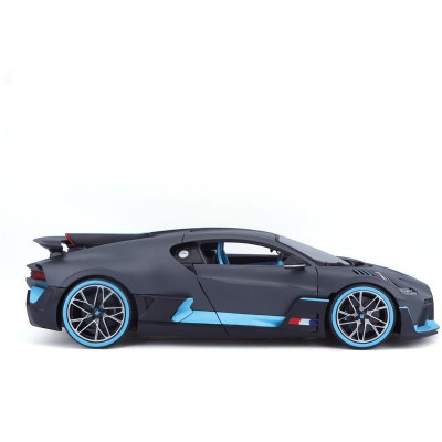 Bburago Bugatti Divo 1:18 stříbrná