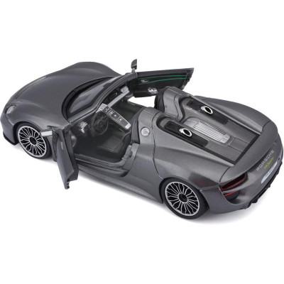 Bburago Plus Porsche 918 Spyder 1:24 stříbrná