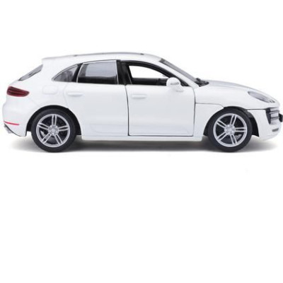Bburago Plus Porsche Macan 1:24 bílá metalíza