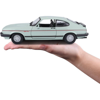 Bburago Plus Ford Capri 1982 1:24 světle zelená