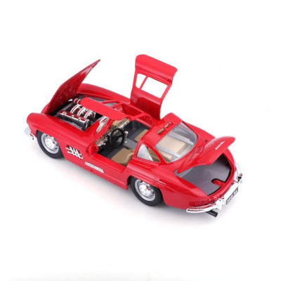 Bburago Mercedes-Benz 300 SL 1954 1:24 červená