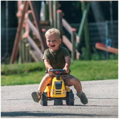 FALK - Dětské odrážedlo Baby Komatsu s vlečkou, lopatkou a hrabičkami