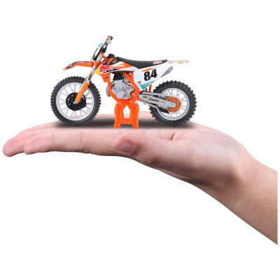 Bburago Red Bull KTM 450 SX-F 2018 1:18