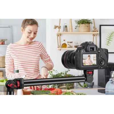 Flexibilní stolní držák pro fotoaparáty