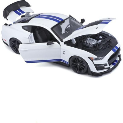 Maisto Mustang Shelby GT500 2020 1:18 bílá