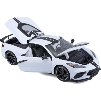 Maisto Chevrolet Corvette Stingray Coupe 2020 1:18 bílá