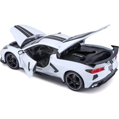 Maisto Chevrolet Corvette Stingray Coupe 2020 1:18 bílá